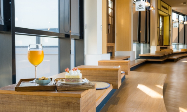 Remarkable Views, Walking distance to Town
